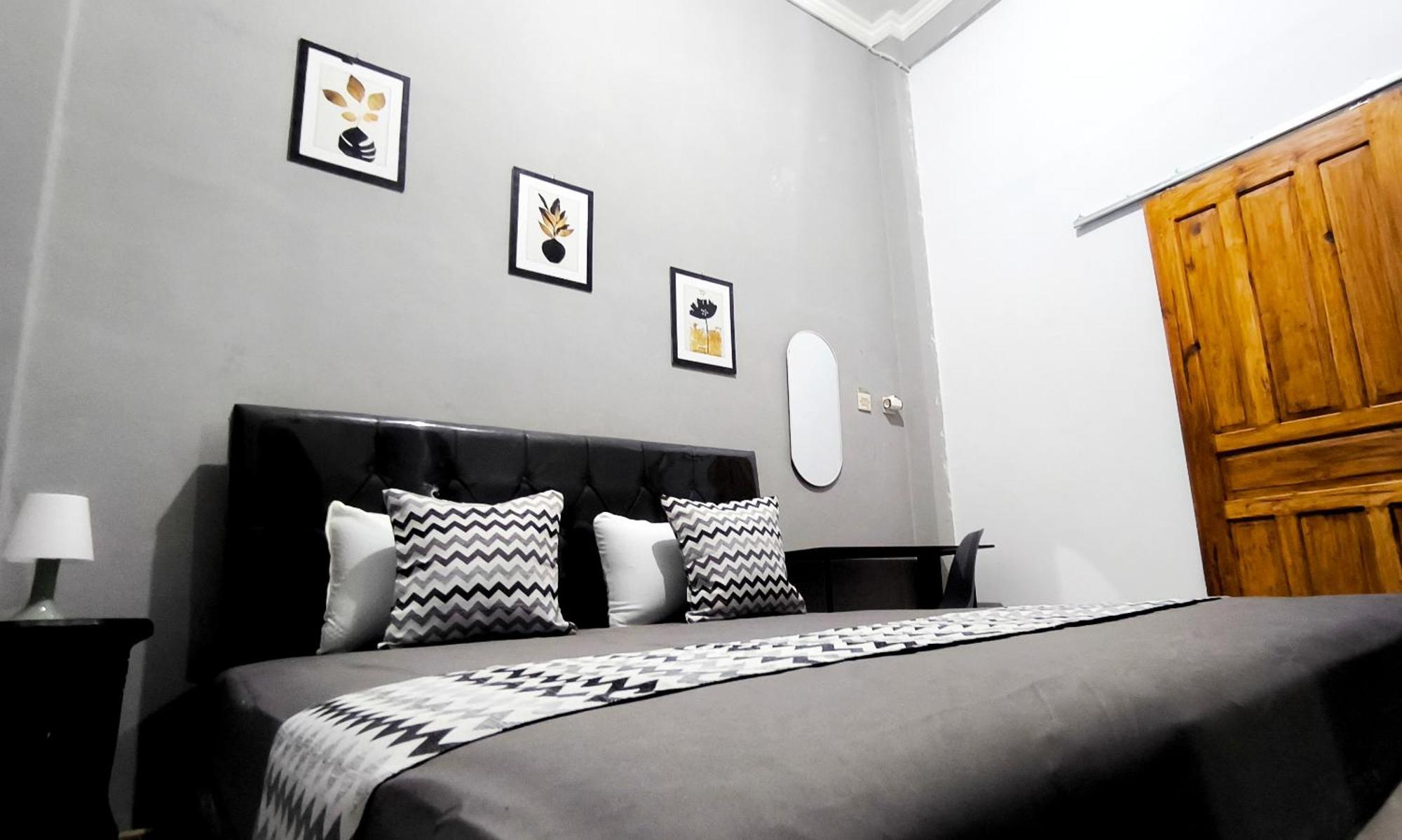 Jogja Day Inn Yogyakarta Eksteriør billede