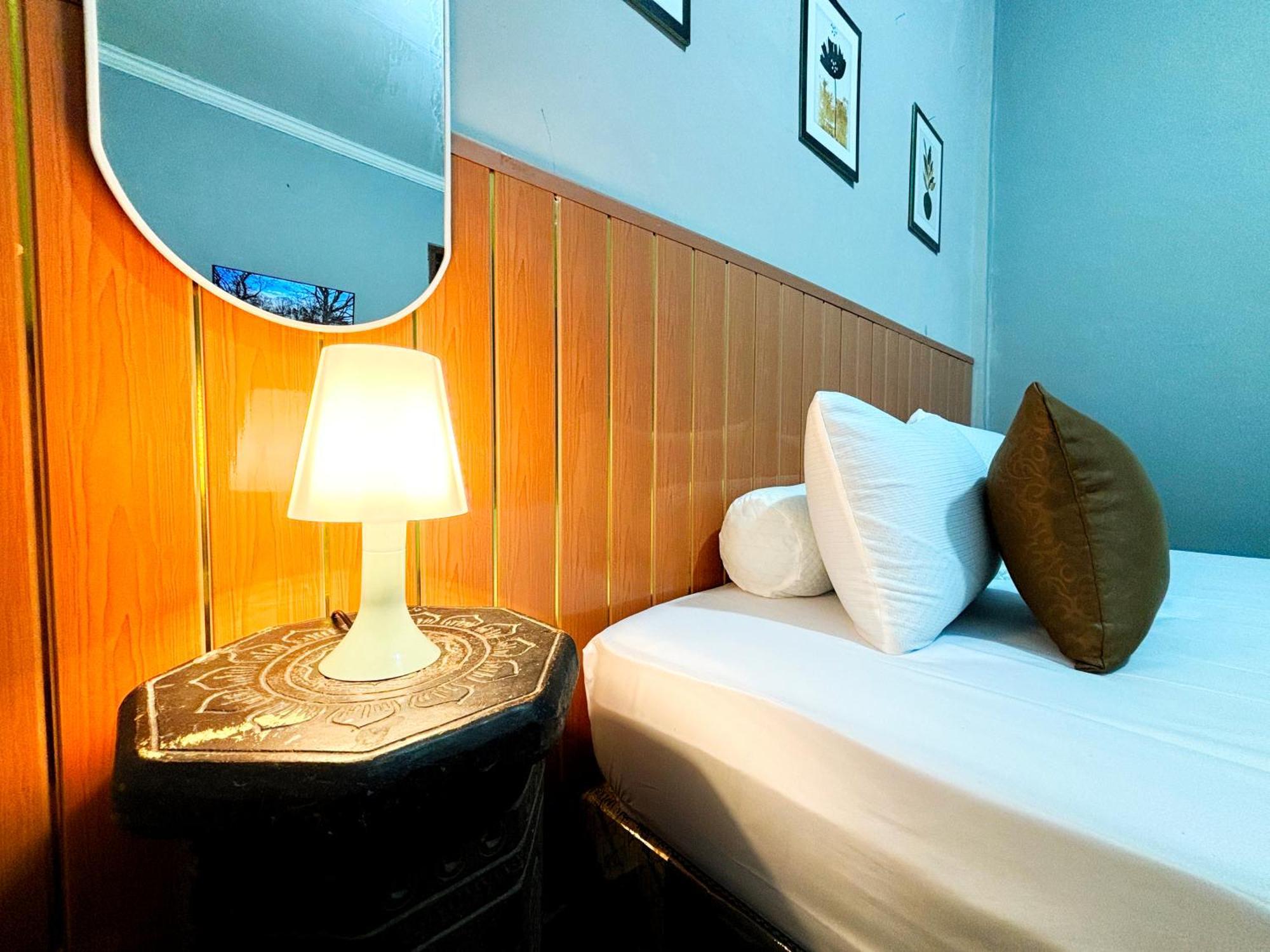 Jogja Day Inn Yogyakarta Eksteriør billede