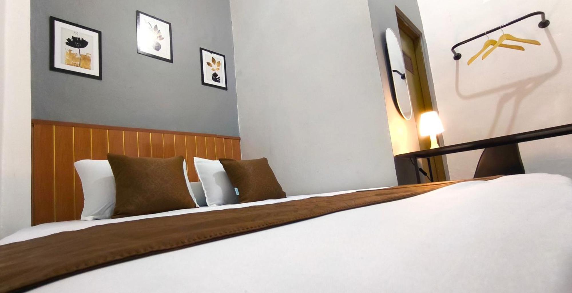 Jogja Day Inn Yogyakarta Eksteriør billede
