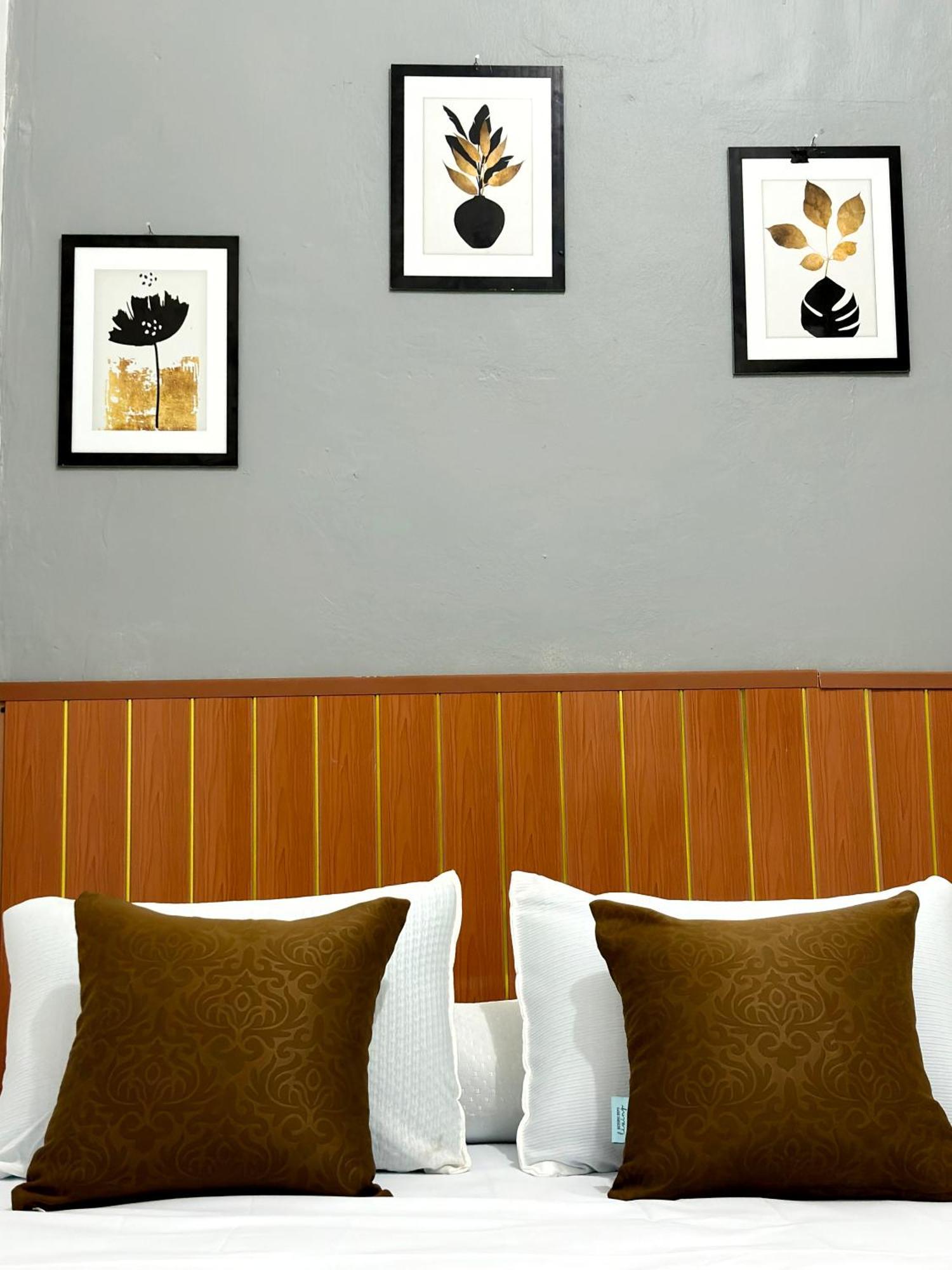 Jogja Day Inn Yogyakarta Eksteriør billede