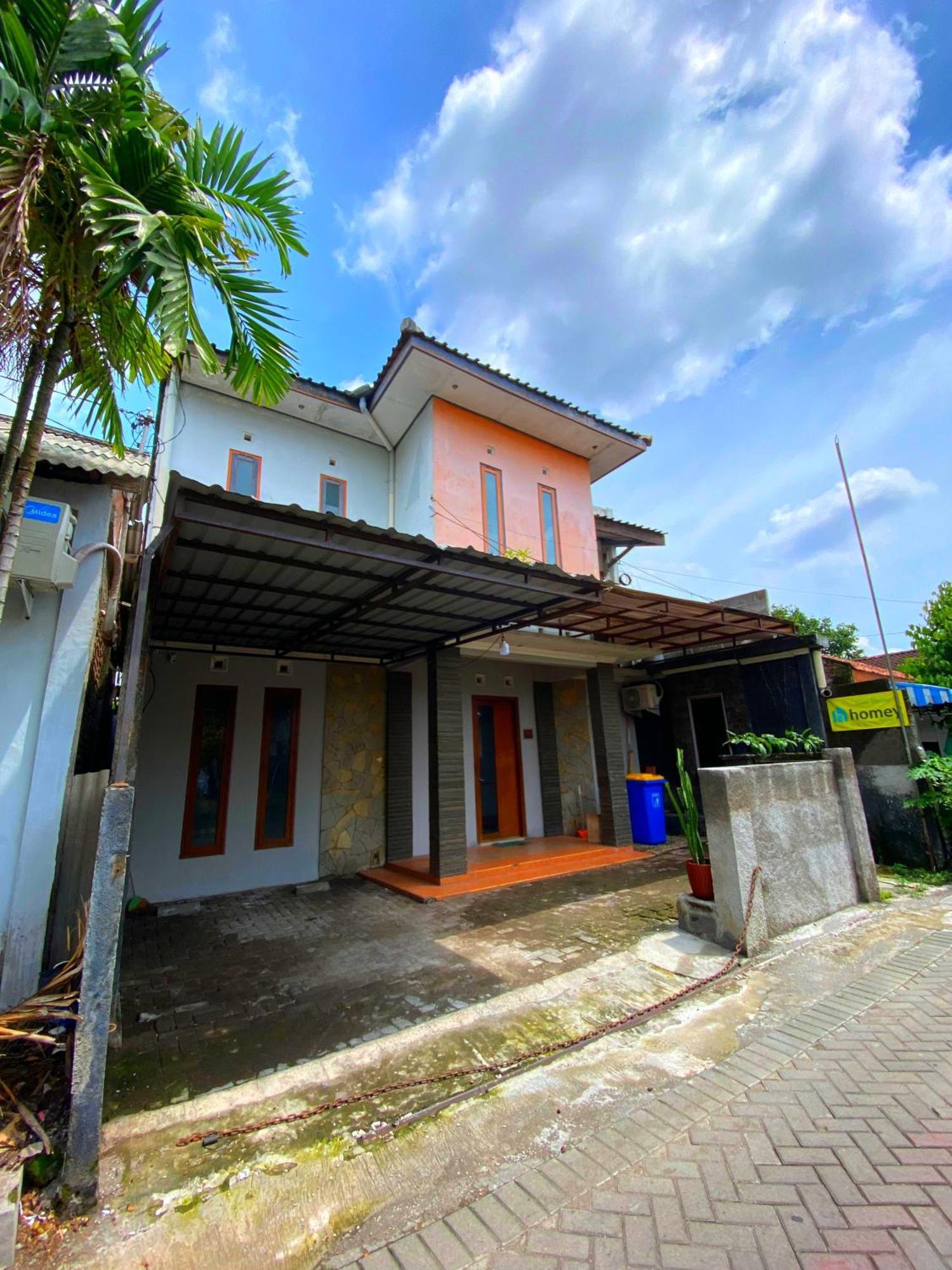 Jogja Day Inn Yogyakarta Eksteriør billede