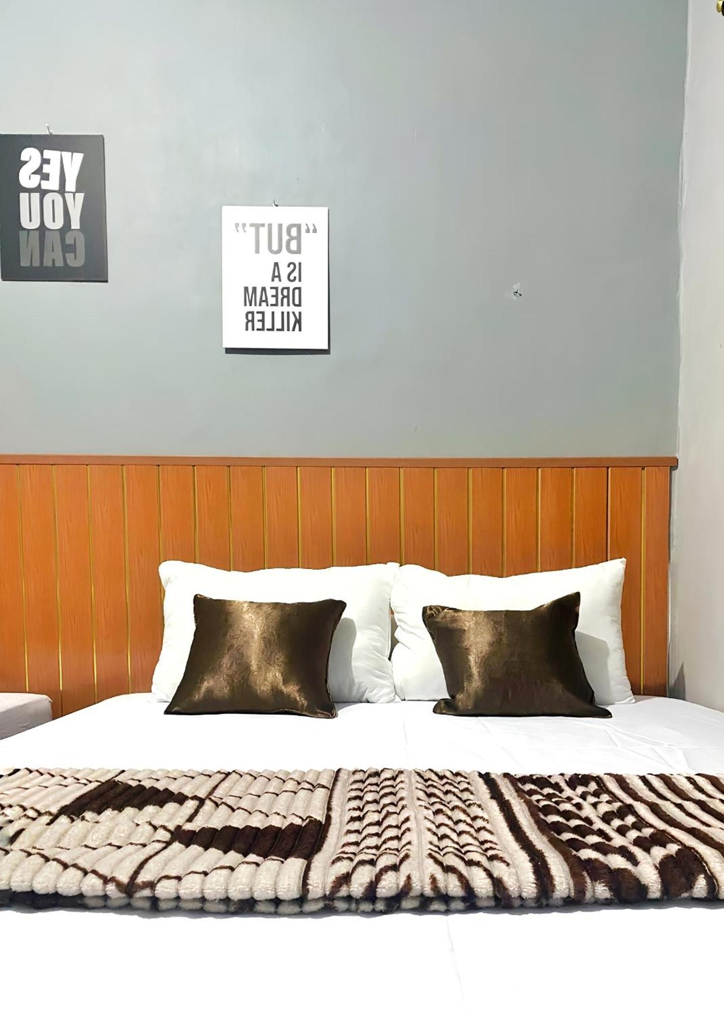 Jogja Day Inn Yogyakarta Eksteriør billede