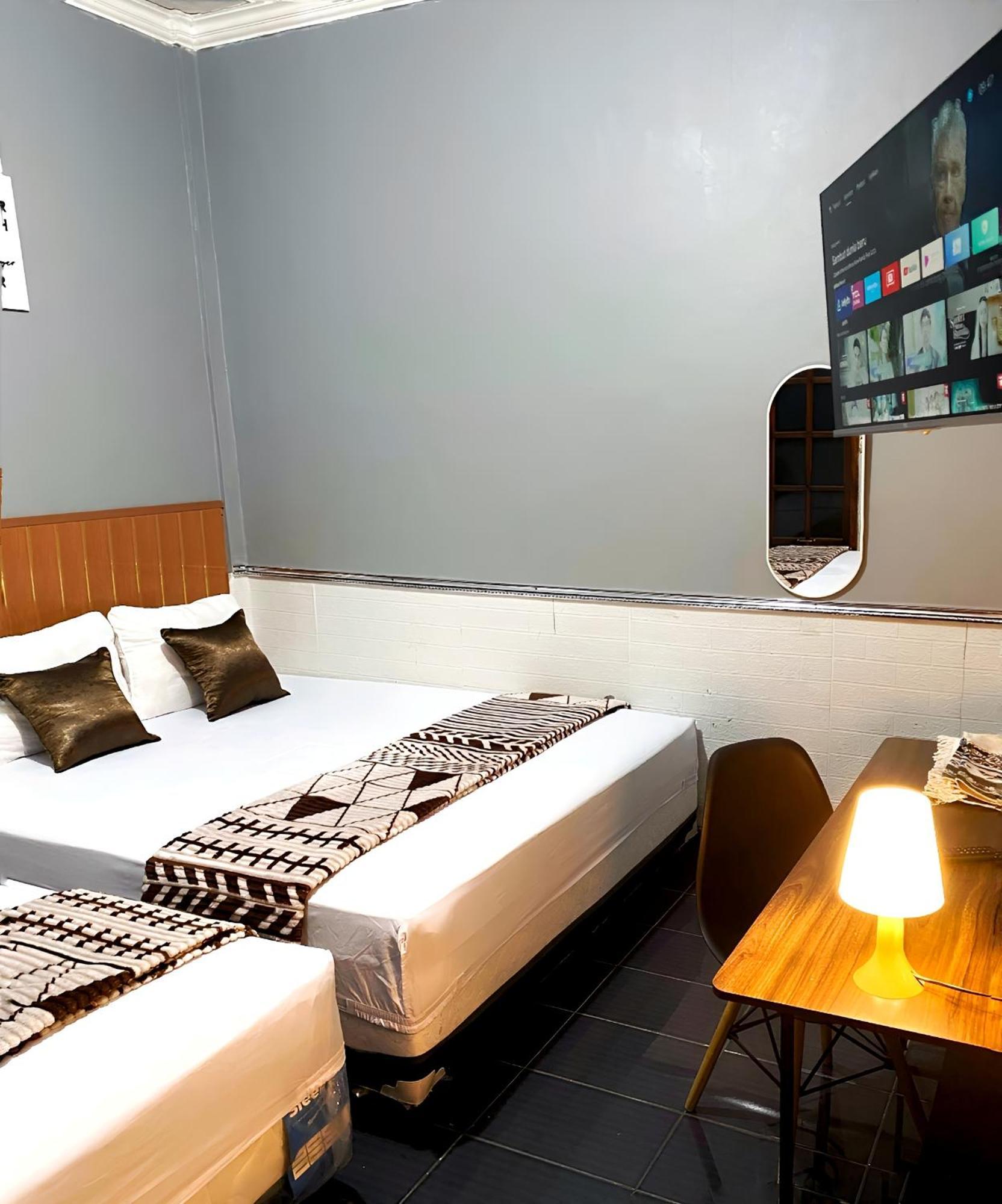 Jogja Day Inn Yogyakarta Eksteriør billede