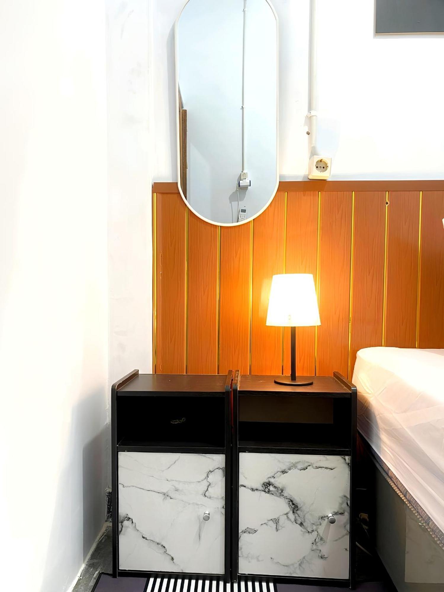 Jogja Day Inn Yogyakarta Eksteriør billede