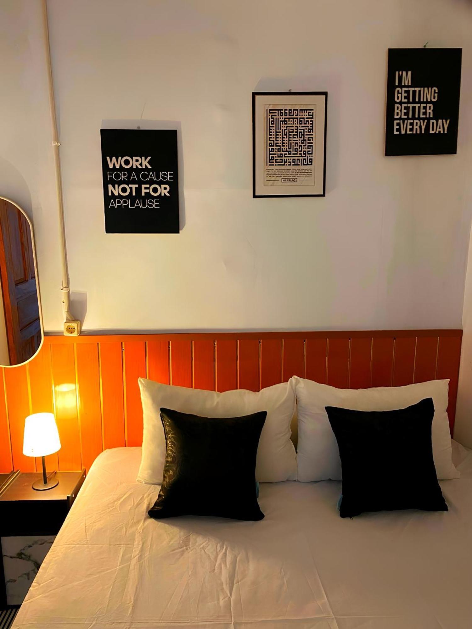 Jogja Day Inn Yogyakarta Eksteriør billede